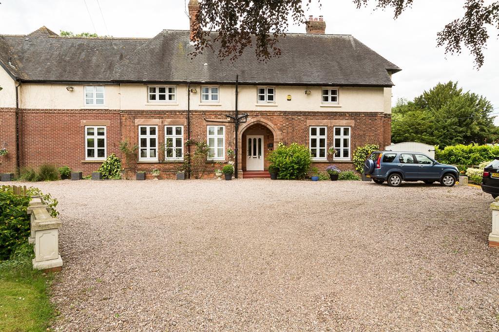 Denstone Heywood Hall מראה חיצוני תמונה