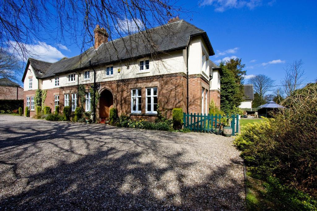 Denstone Heywood Hall מראה חיצוני תמונה